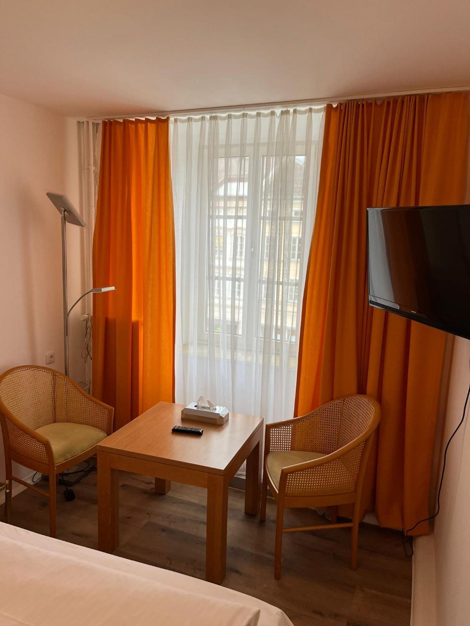 City Hotel Post 22 Braunau am Inn Exterior foto