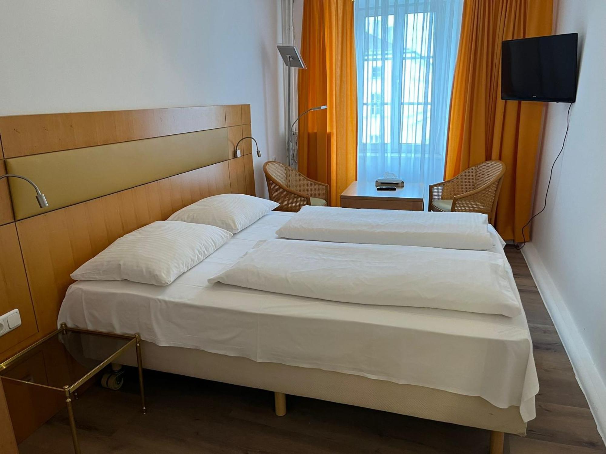 City Hotel Post 22 Braunau am Inn Exterior foto