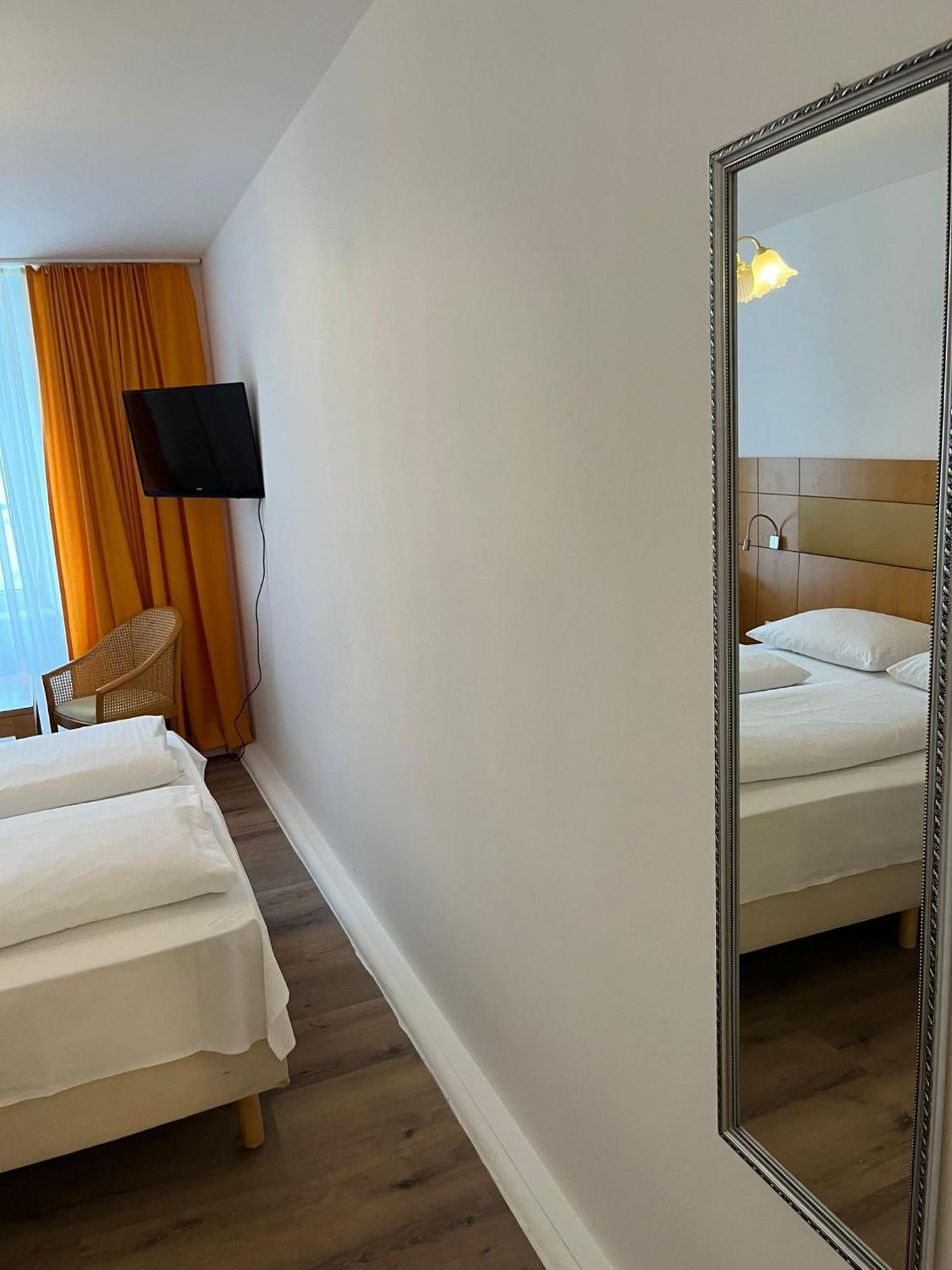City Hotel Post 22 Braunau am Inn Exterior foto